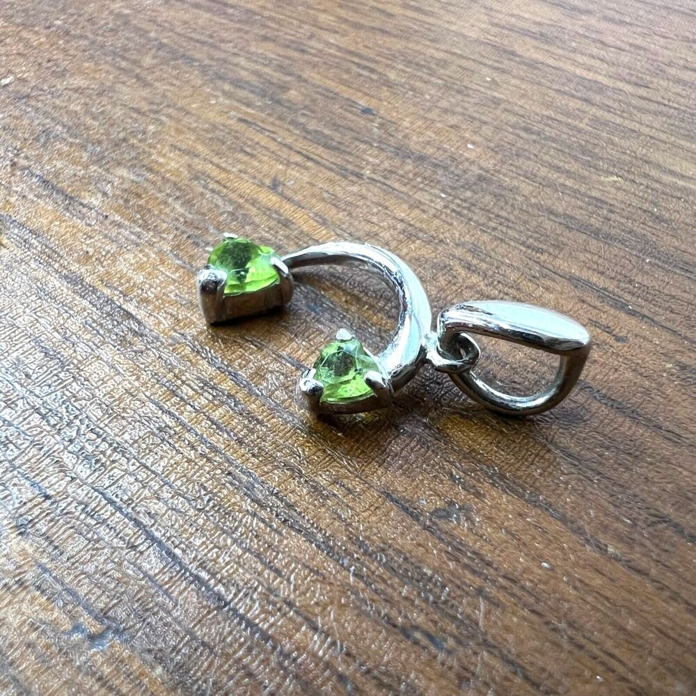 Peora Peridot Sterling Silver Necklace Pendant - Picture 5 of 16